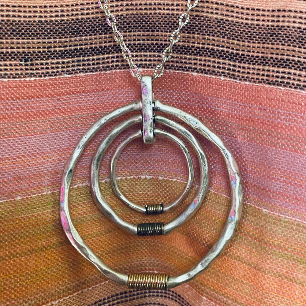 Necklace - Picture 5 of 7